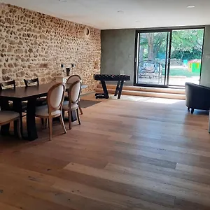 1800 Sainte-Cécile-les-Vignes